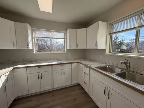 2210 Arden Ct N # B, East Wenatchee, WA 98802