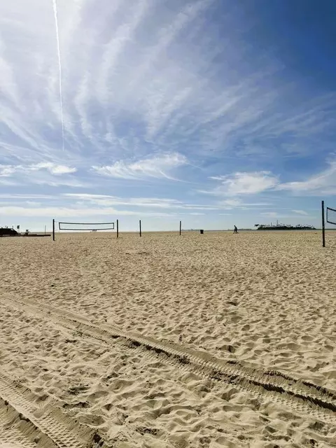 5007 E Ocean Blvd # B, Long Beach, CA 90803