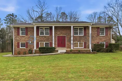 2351 Emerald Falls Dr, Decatur, GA 30035