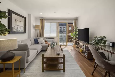 15 Saint Marks Pl #1364129P, New York, NY 10003