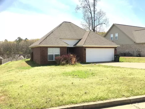 233 Forest Glen Dr, Oxford, MS 38655