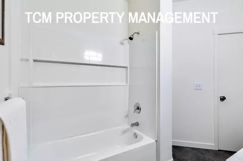 1719 N 185th St #405, Shoreline, WA 98133