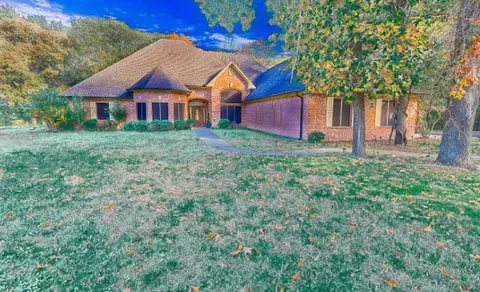 1606 S Hyde Park Ave, Denison, TX 75020