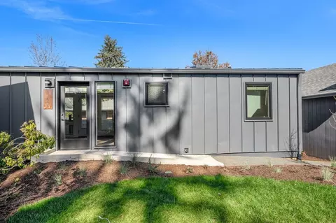11446 NE Morris St, Portland, OR 97220