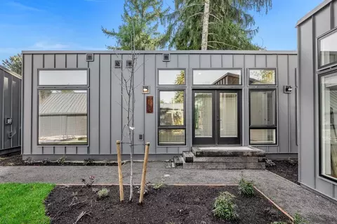 11454 NE Morris St, Portland, OR 97220