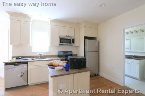 220 Massachusetts Ave #2, Arlington, MA 02474