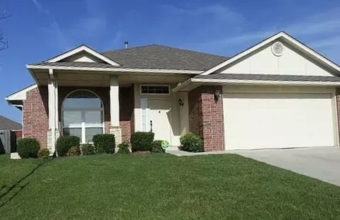 1009 Harvest Dr, Yukon, OK 73099