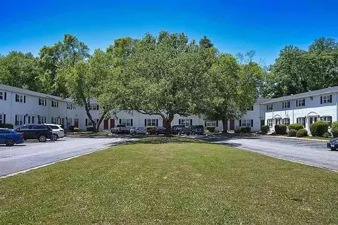 13441 Warwick Blvd, Newport News, VA 23602