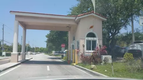 20400 NW 7th Ave # 204, Miami Gardens, FL 33169