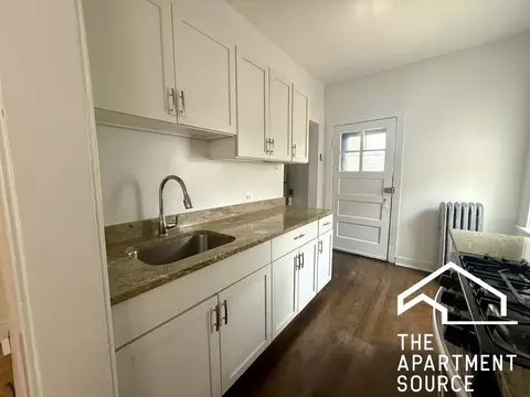 4422 N Saint Louis Ave #2A, Chicago, IL 60625