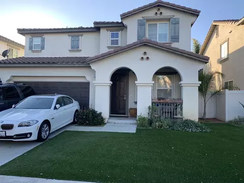 655 Halifax Ln #3, Oxnard, CA 93035