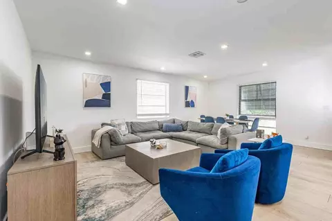 825827 SW 14th St #1475658P, Fort Lauderdale, FL 33315