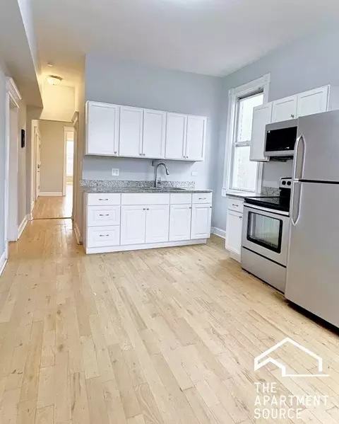 208 N Kolin Ave #3, Chicago, IL 60624