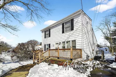 24 Steinhardt Ave, Old Bridge, NJ 08857