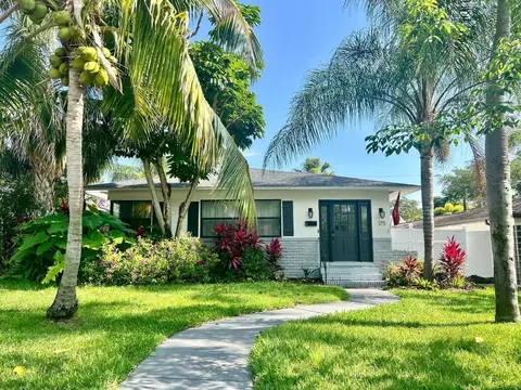 175 28th Ave N, Saint Petersburg, FL 33704