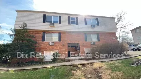 5877 Shadymist Ln #3, Cincinnati, OH 45239
