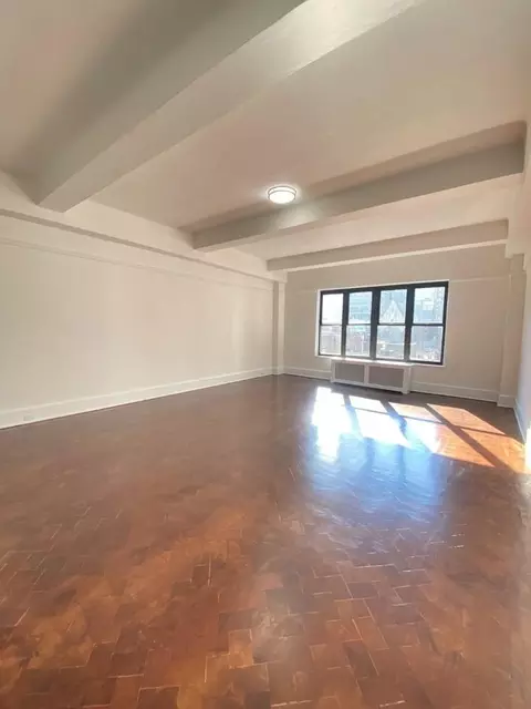 160 W 73rd St #2G, New York, NY 10023