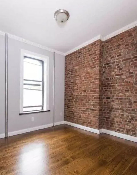 199 E 3rd St #1A, New York, NY 10009