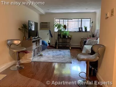 6 Blair Pl #3, Cambridge, MA 02140
