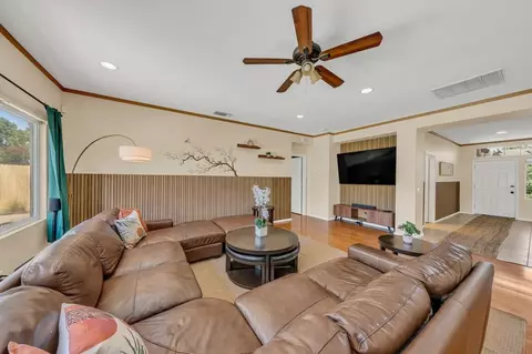 9363 Willow Pond Cir #1473528P, Elk Grove, CA 95624