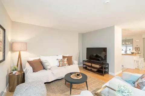 2000 Quiet Stream Dr #1472875P, Maryland Heights, MO 63043