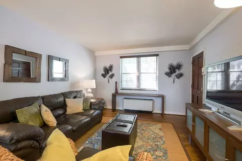4 Ashby St #425P, Alexandria, VA 22305