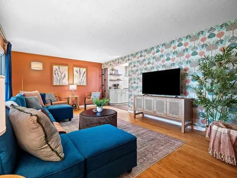 32071 Lake Rd #1496051P, Avon Lake, OH 44012