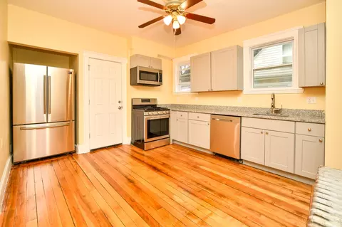 15 Vesta Rd UNIT 3, Boston, MA 02124