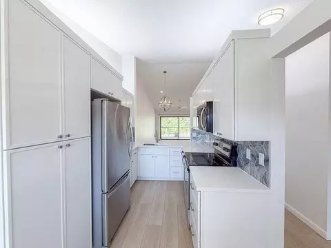 602 Pinecrest Cir #B, Jupiter, FL 33458