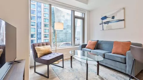 131 Seaport Blvd #1389217P, Boston, MA 02210