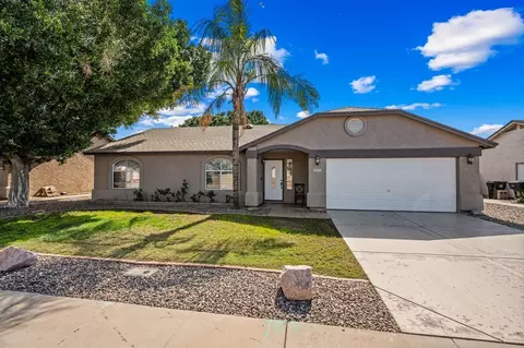 8017 E Cicero St, Mesa, AZ 85207