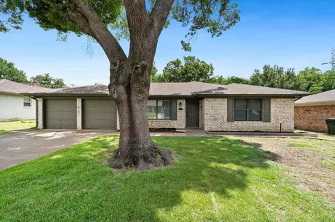 1004 Ridgefield Dr, Plano, TX 75075