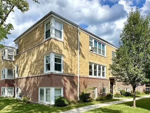 6721 N California Ave #GW, Chicago, IL 60645