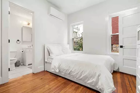12 Nonantum St #4, Boston, MA 02135