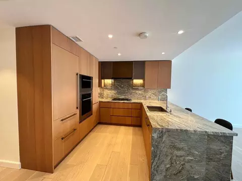 1100 Ala Moana Blvd #3307, Honolulu, HI 96814