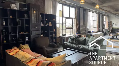3144 W Carroll Ave #H, Chicago, IL 60612