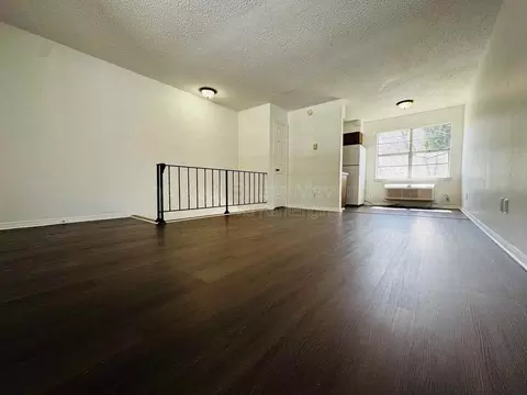 925 Shallowford Rd #8, Chattanooga, TN 37411