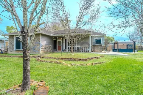 7934 Round Rock Dr, Houston, TX 77049