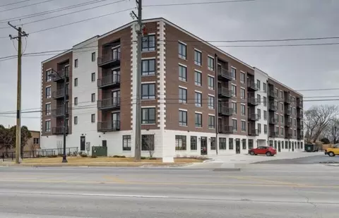 9201 N Milwaukee Ave #507, Niles, IL 60714