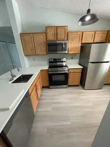 3350 Jaywood Ter #J221, Boca Raton, FL 33431