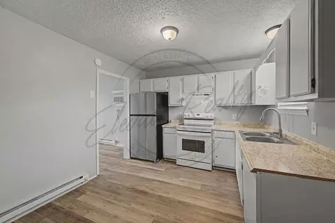 2505 Highland Trace Dr, Nashville, TN 37207