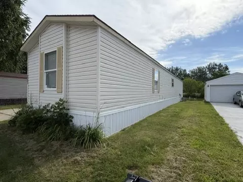 2131 SE Windover Dr #B20, Ankeny, IA 50021