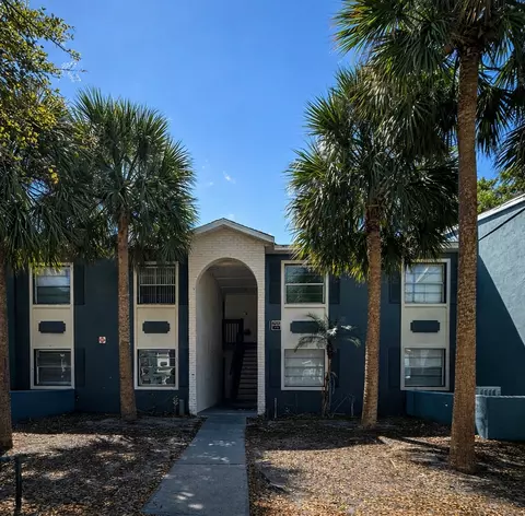 2505 N Alafaya Trl, Orlando, FL 32826
