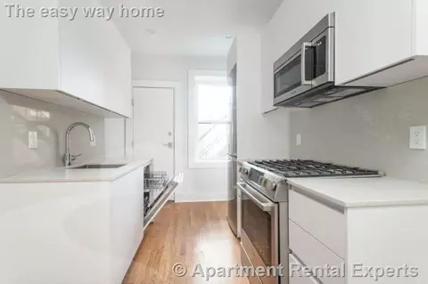17 Forest St # A, Cambridge, MA 02140