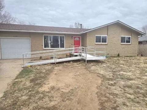 109 Ely St, Colorado Springs, CO 80911