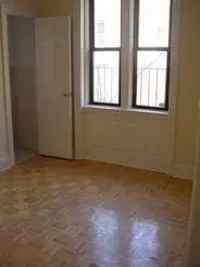 218 W 10th St #5A, New York, NY 10014