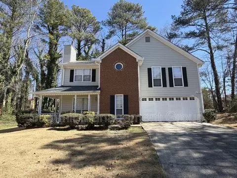 1528 Saint Dunstans Rd, Lithonia, GA 30058