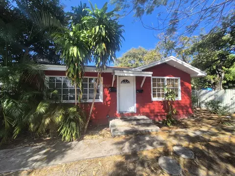 2327 Polk St, Hollywood, FL 33020