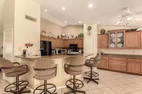 9559 E Sunburst Dr, Sun Lakes, AZ 85248
