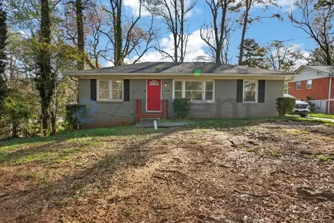 586 Oakside Dr SW #A, Atlanta, GA 30331